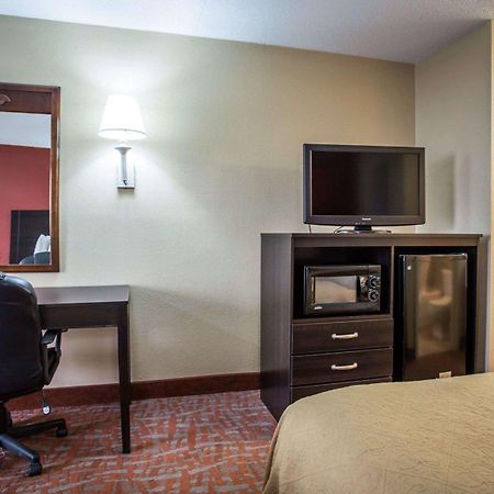 Quality Inn & Suites Монро Экстерьер фото